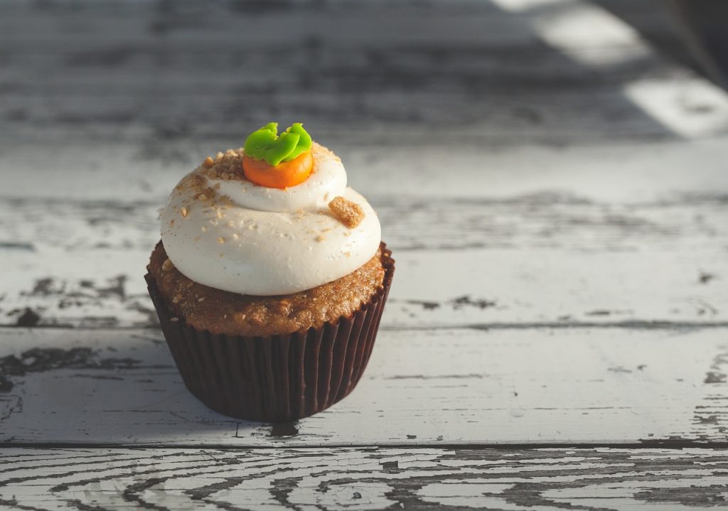 Vegan Pineapple Mango Cupcakes