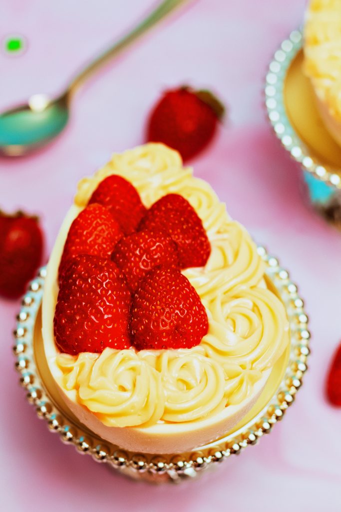 Vegan Strawberry Lemonade Cupcake